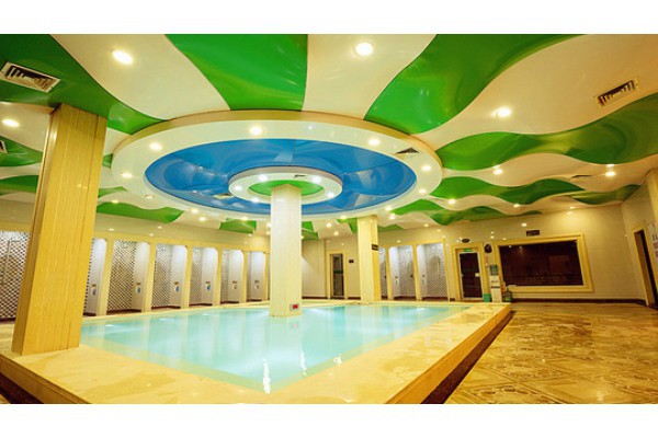 成都光华村茶香四溢，品味地道茶文化