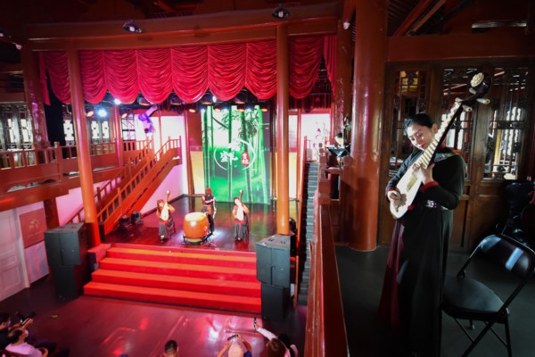 探寻成都夜生活中的养生休闲圣地(夜成都养生spa怎么样)